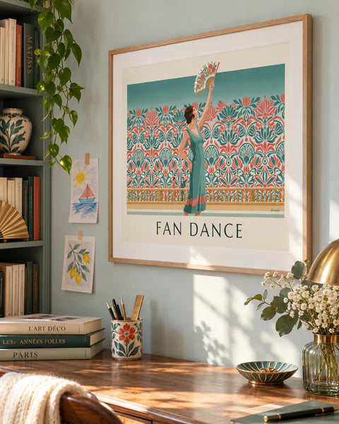 Art deco posters: poster uit de collectie, ingelijst in een interieur