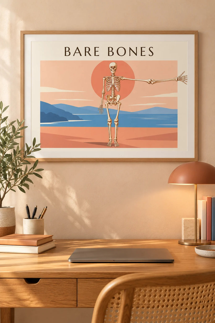 Poster anatomische plaat van het menselijk skelet van voren: ingelijst aan de muur