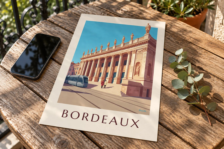 Poster Grand Théâtre en Place de la Comédie in Bordeaux: op een tafel