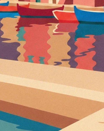 Les barques rouges et bleues et leurs reflets ondulés derrière le quai ocre