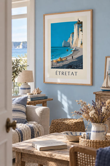 Poster kiezelstrand en caloges van Étretat onder de klif van Amont: ingelijst aan de muur