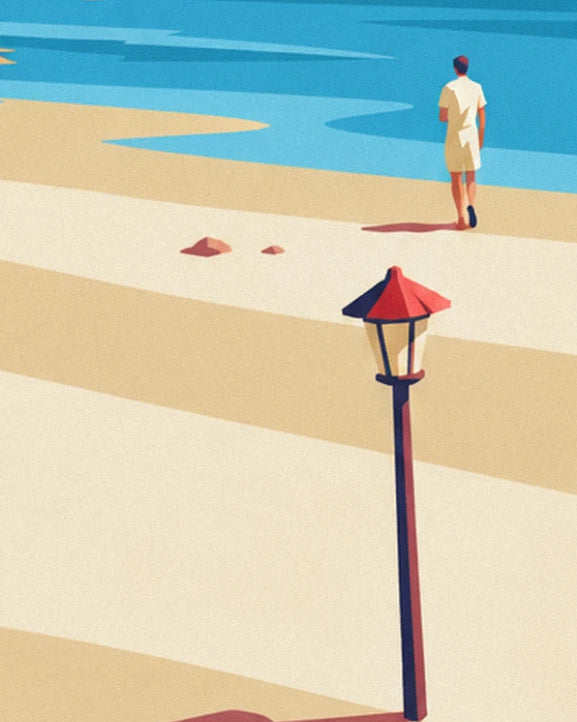 Le lampadaire au toit rouge sur le sable, et un promeneur en chemise claire au bord de l'eau