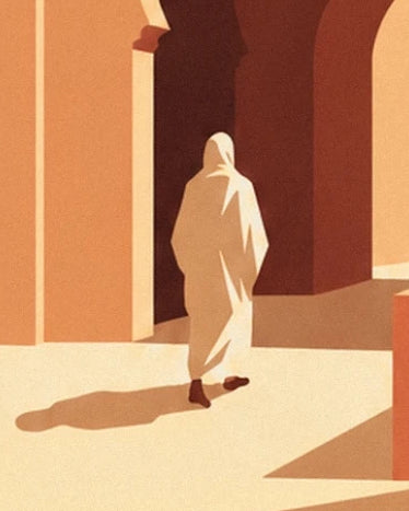 Un personnage en vêtement blanc à capuche, son ombre étirée devant le passage ocre