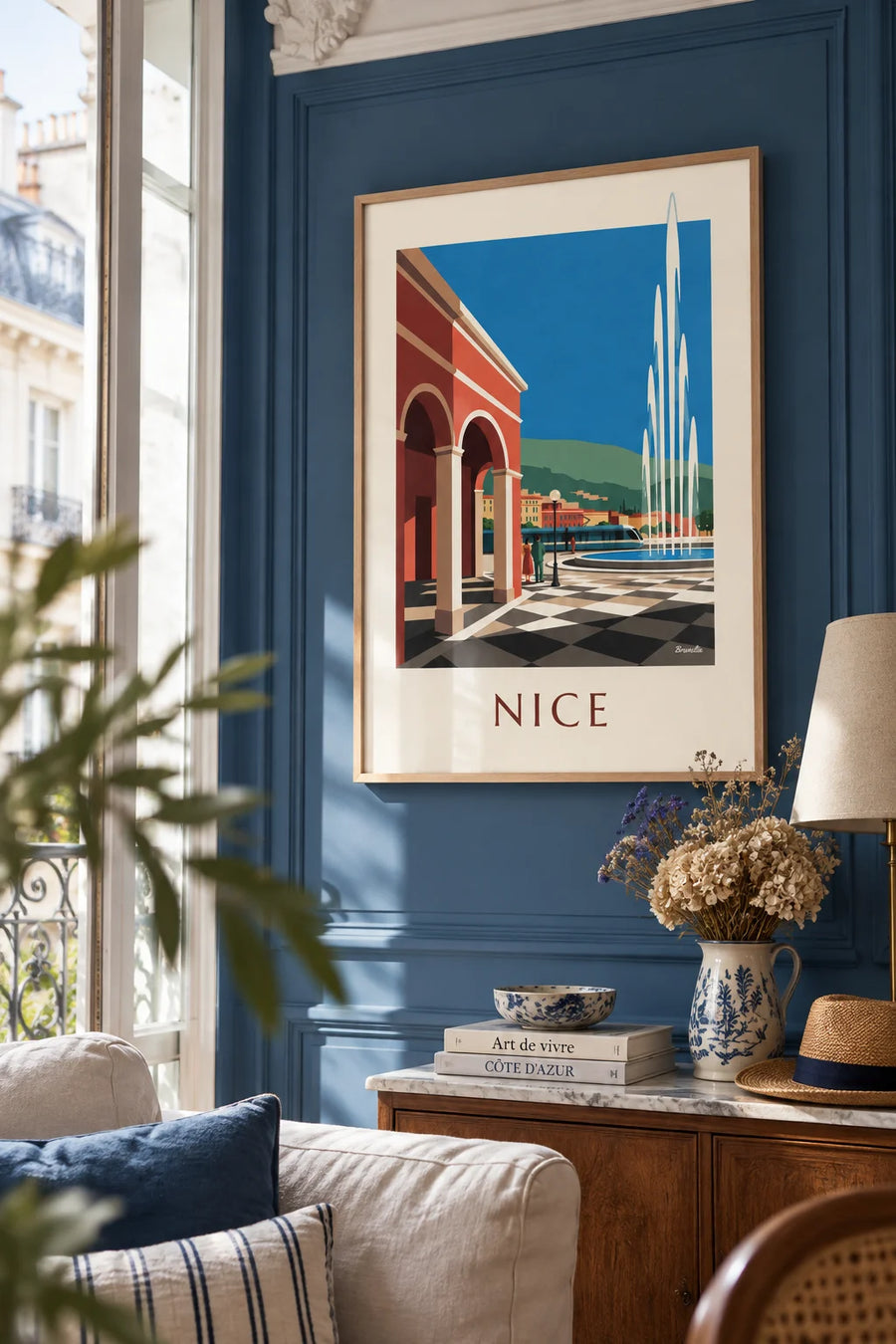 Affiche place Masséna et ses façades rouges à Nice : encadrée au mur