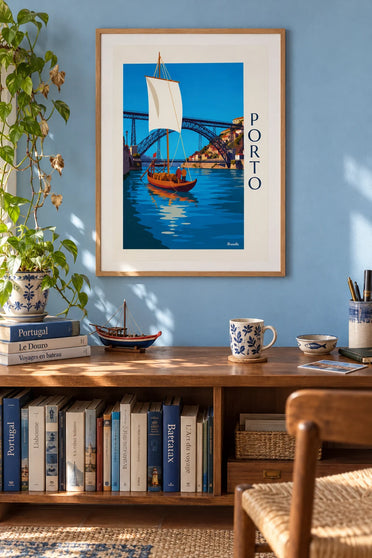 Poster Dom Luís-brug en rabelo-boot op de Douro in Porto: ingelijst aan de muur