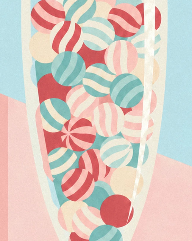 Les bonbons rayés rouges, roses et turquoise empilés dans le bocal en verre