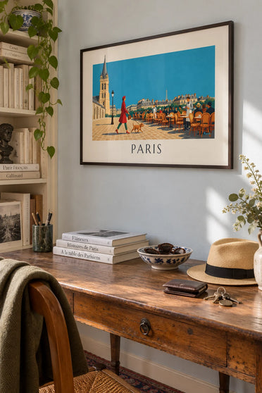Poster vrouw met haar hond op het plein Saint-Germain-des-Prés in Parijs: ingelijst aan de muur