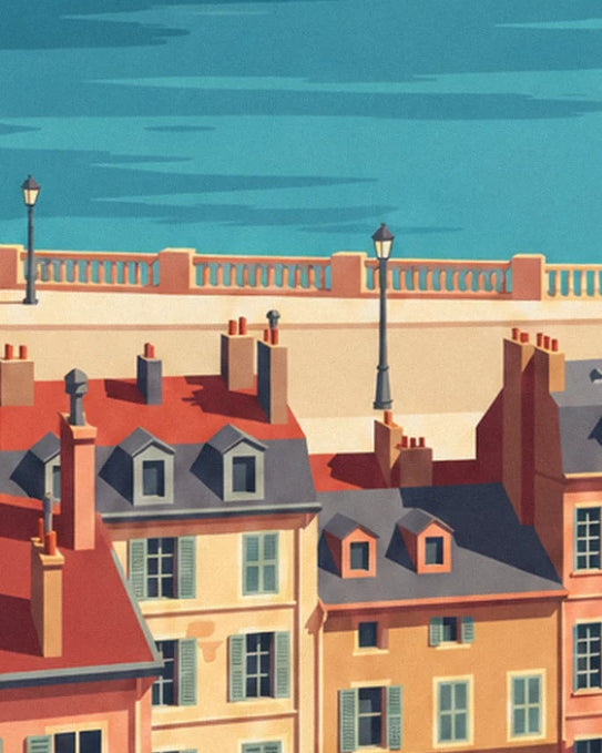 Les façades ocre à volets verts et leurs lucarnes, sous la balustrade et les lampadaires du quai