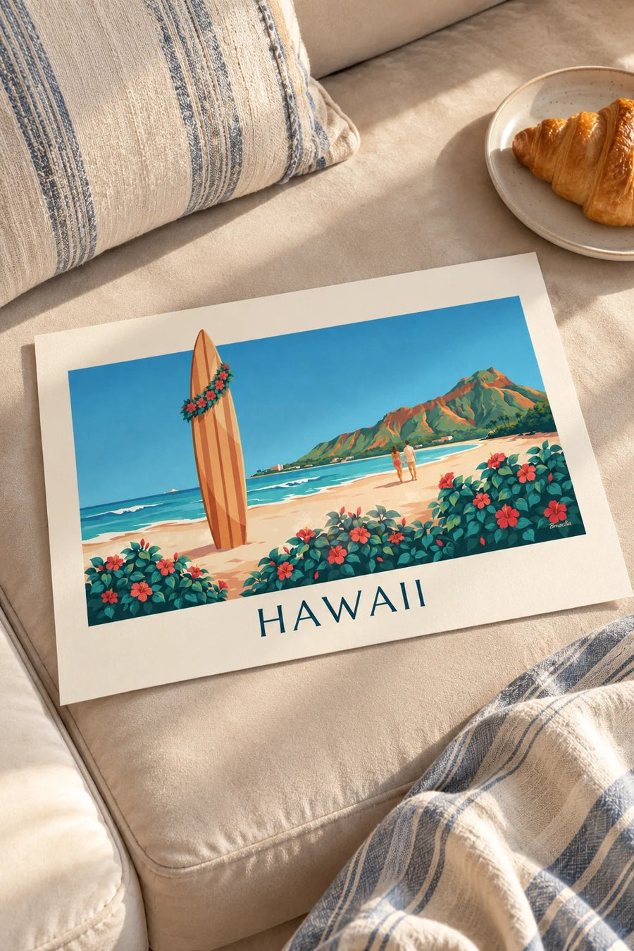 Poster surfplank en hibiscus voor Diamond Head, Hawaï: plat op een tafel