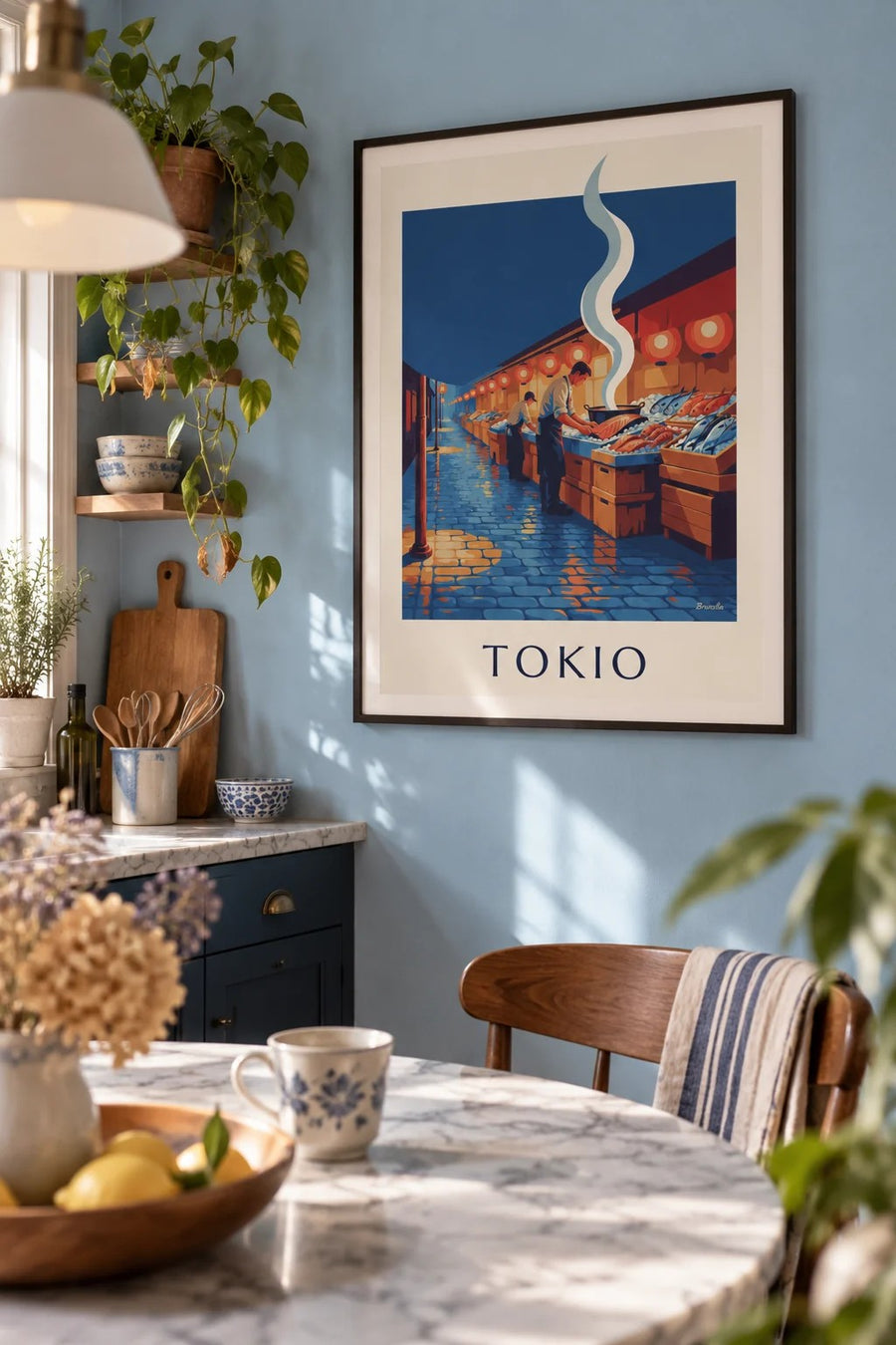 Poster vismarkt in Tokio onder de lantaarns: ingelijst aan de muur
