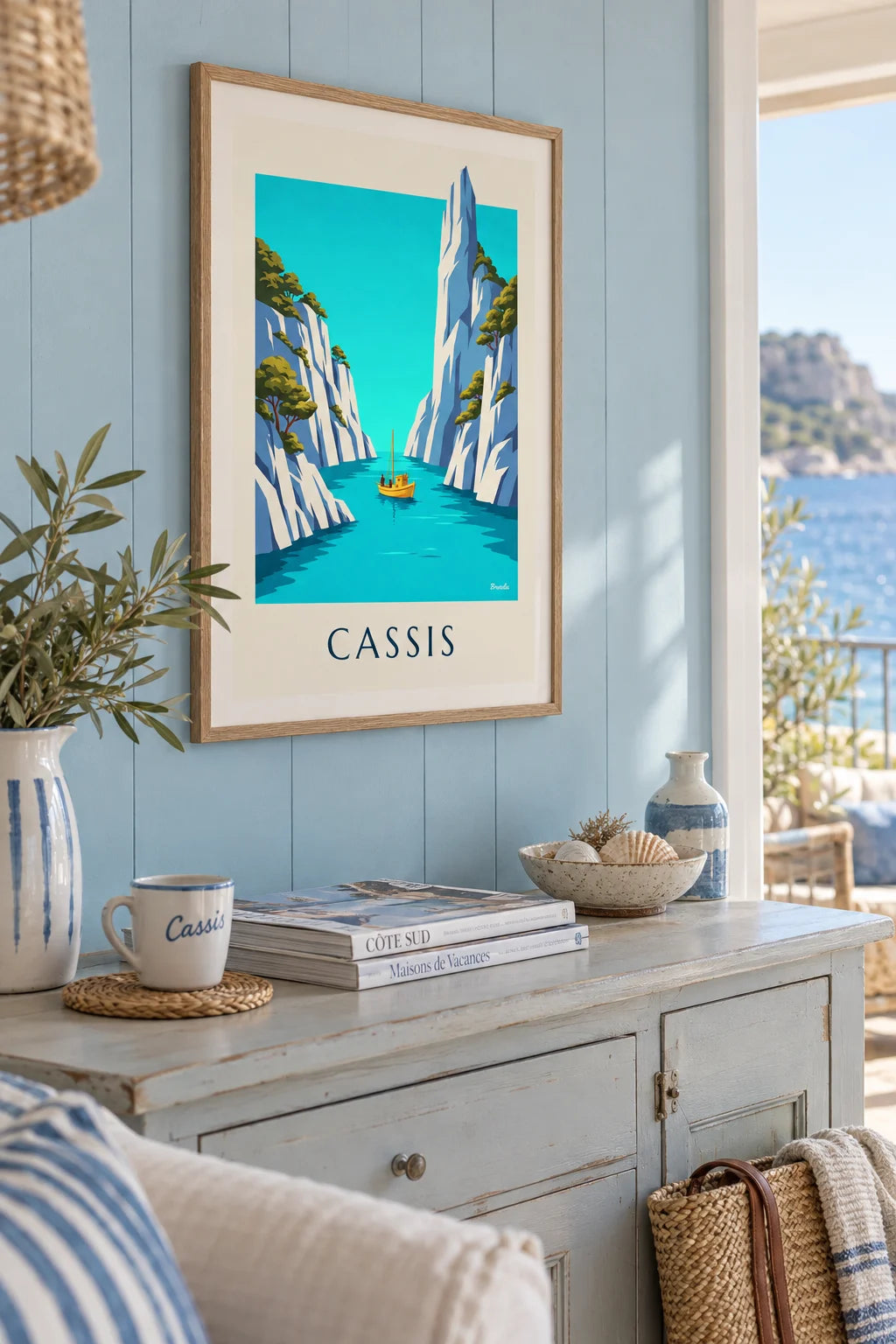 Mise en situation de Affiche bateau jaune dans une calanque de Cassis